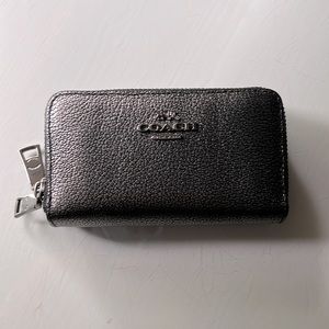 Coach accordion card case wallet